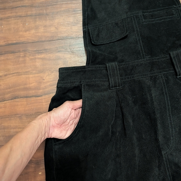 Express Compagnie Internationale Vtg 90s Black Suede Overall Shorts size L - Picture 9 of 16